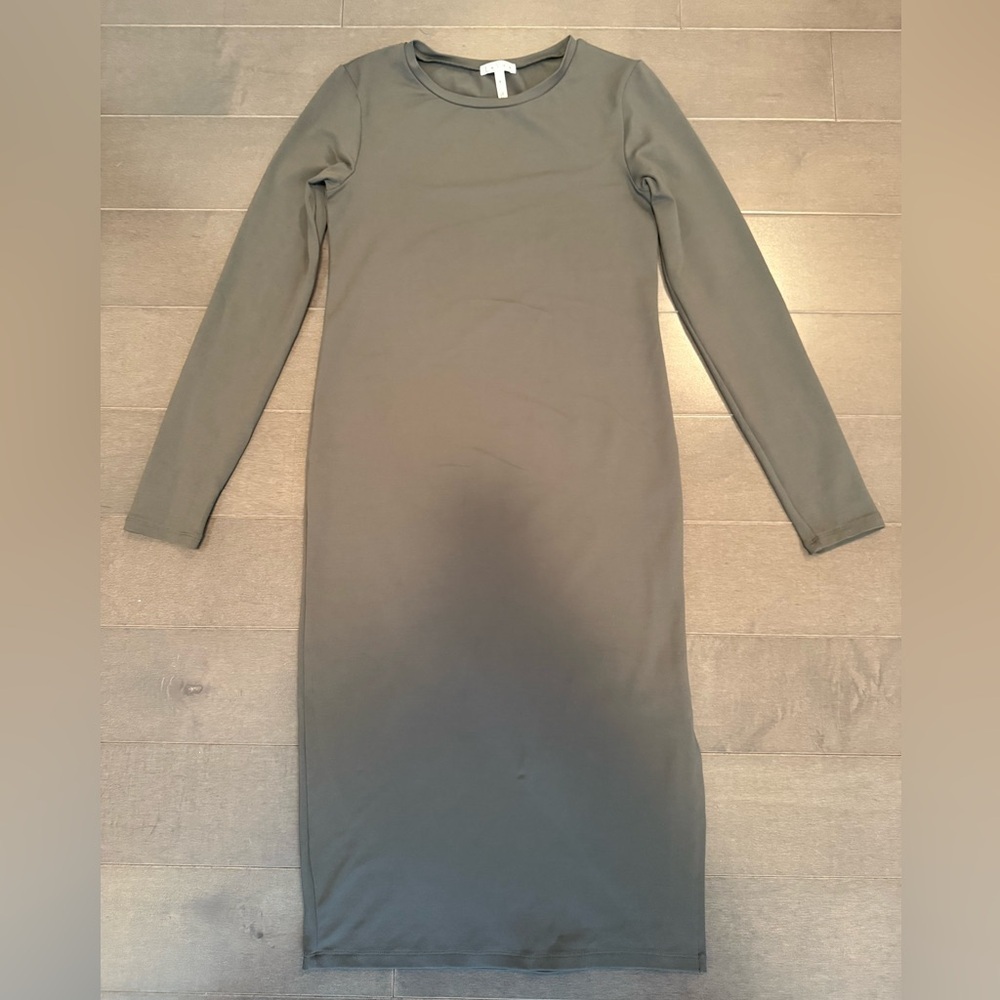 Leith Long Sleeve Knit Midi Dress in Olive